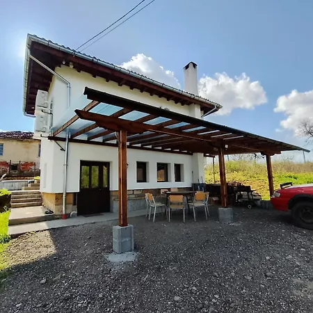 Bachvarov House бъчваровата къща Semesterbostad *