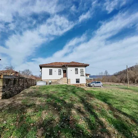 Ferienhaus Bachvarov House бъчваровата къща *