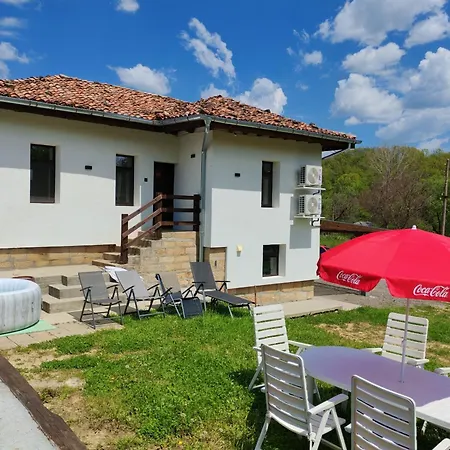 Bachvarov House бъчваровата къща * Palitsi